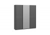 Шкаф-купе с 2 глухими и 1 зеркальной дверями «Оскар Хилтон» Ручка черная, Серый графит, Графит матовый